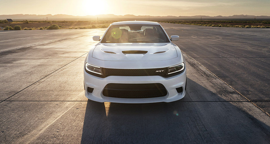 White 2016 Dodge Charger SRT Head-Turning Design Exterior